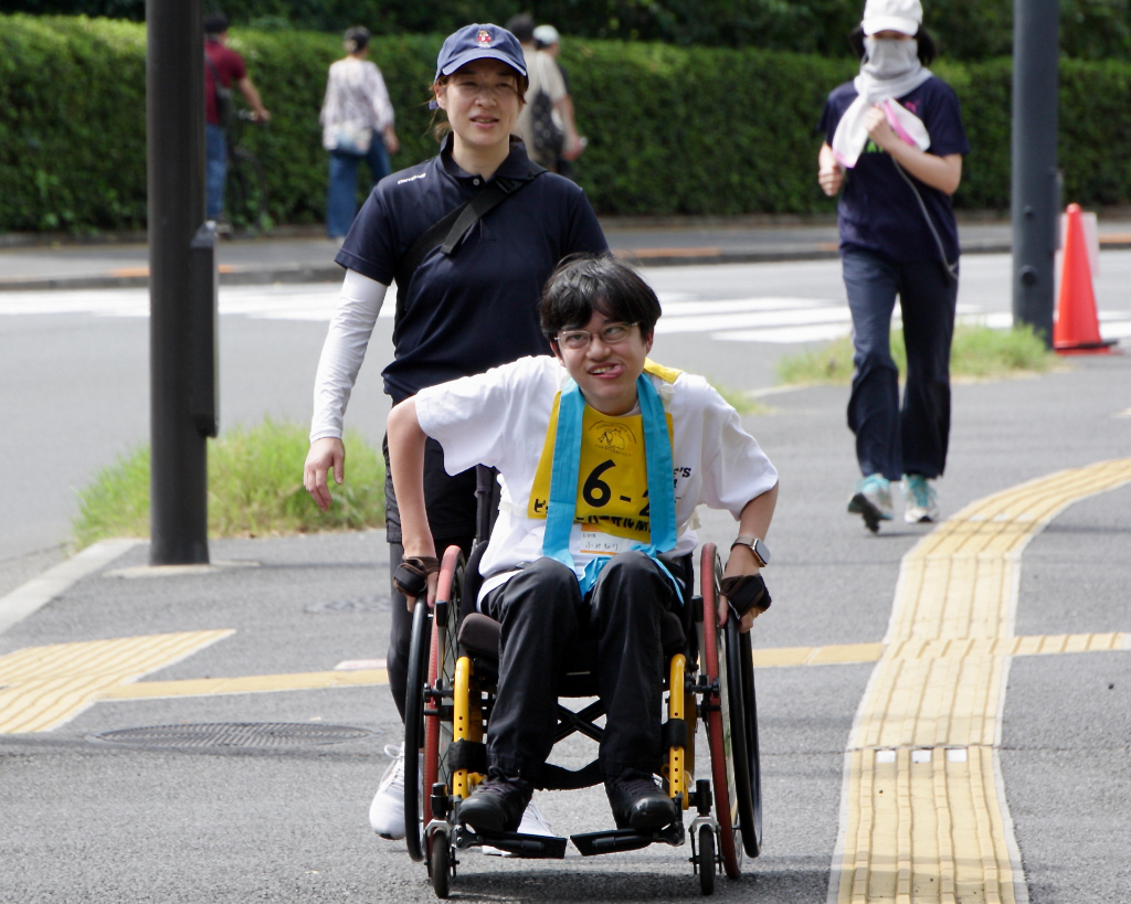 ピポ・ユニバーサル駅伝2025