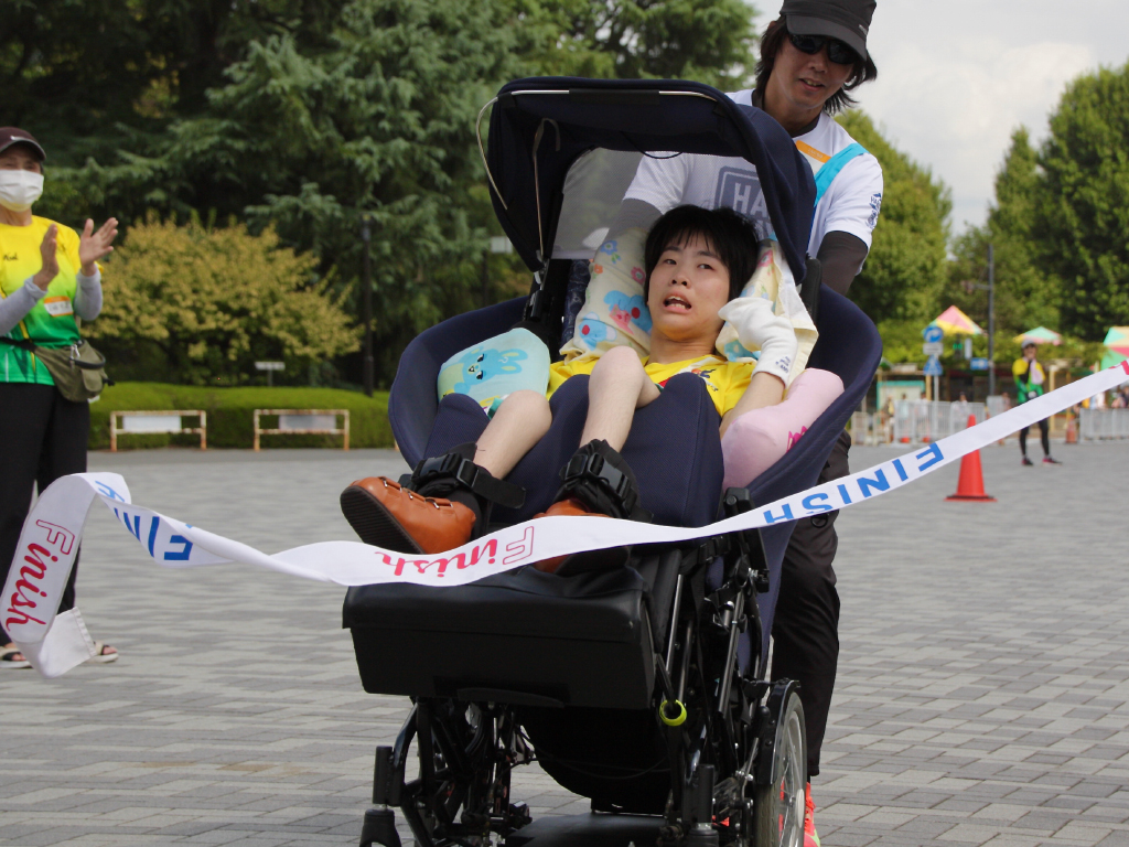 ピポ・ユニバーサル駅伝2025