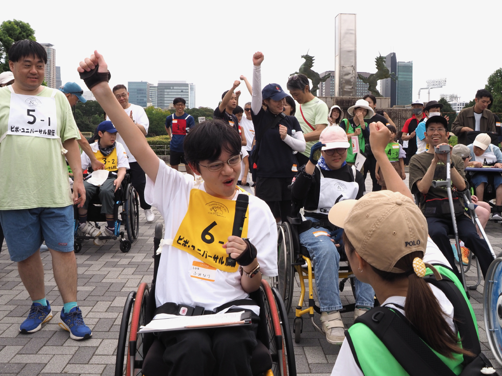 チームで掛け声「オーッ!」-3-