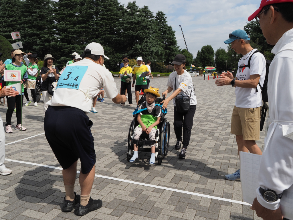 ピポ・ユニバーサル駅伝2025