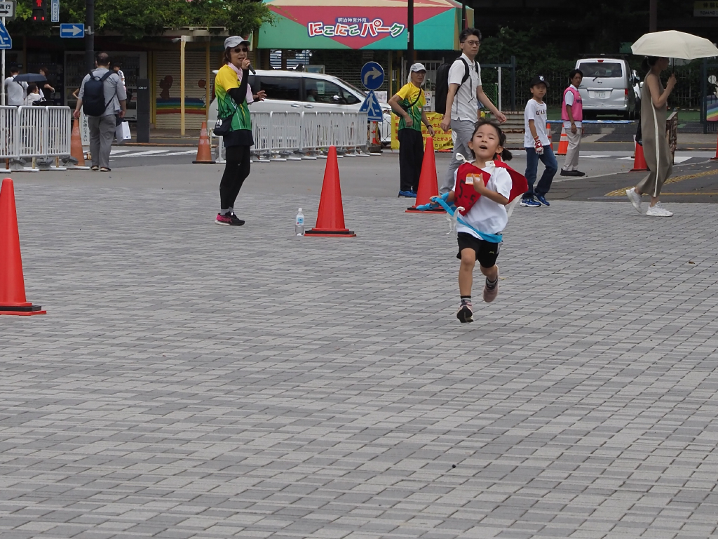 ピポ・ユニバーサル駅伝2025