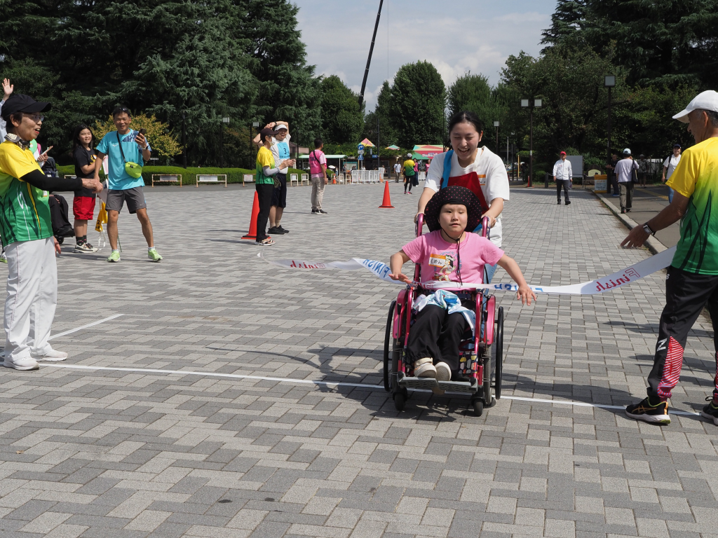 ピポ・ユニバーサル駅伝2025